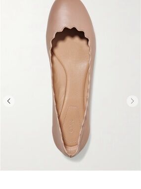 Chloé nude Lauren ballet flats with scalloped edges.